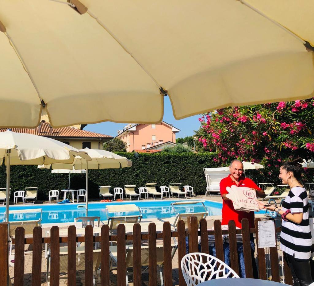 Hotel Capitol San Mauro Mare Exterior foto